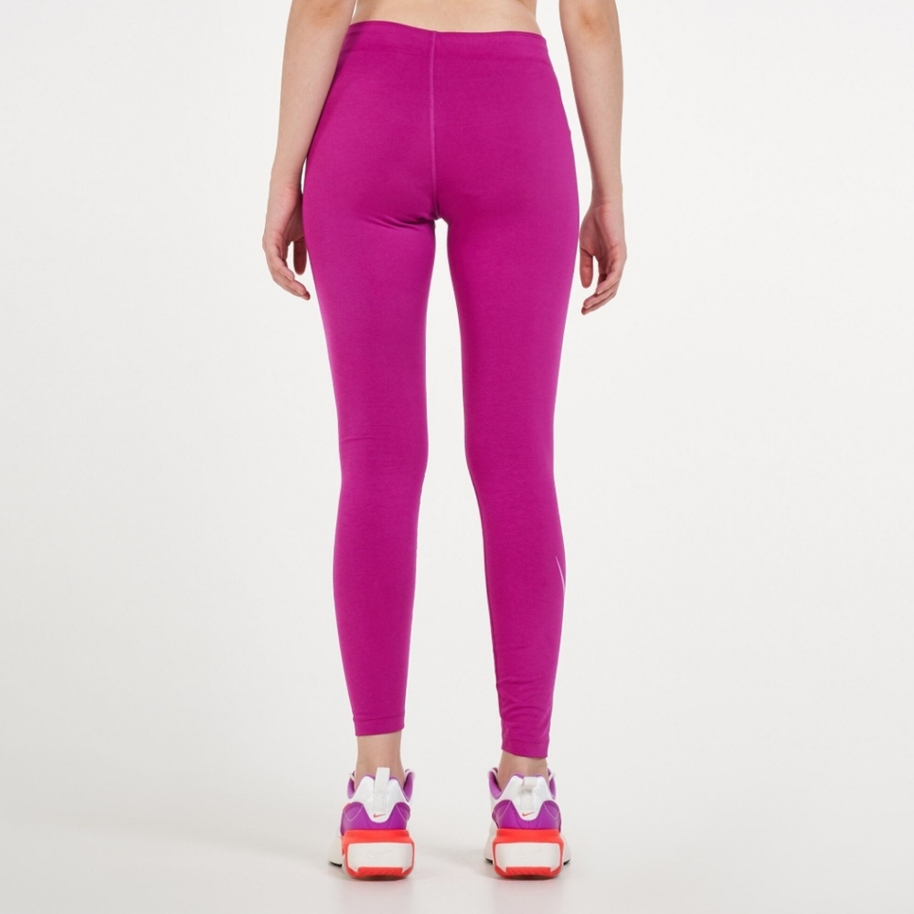 NWT Pink NikeWomen's Sportswear Leggings Tight Fit Regular Length Size XS - Picture 2 of 2